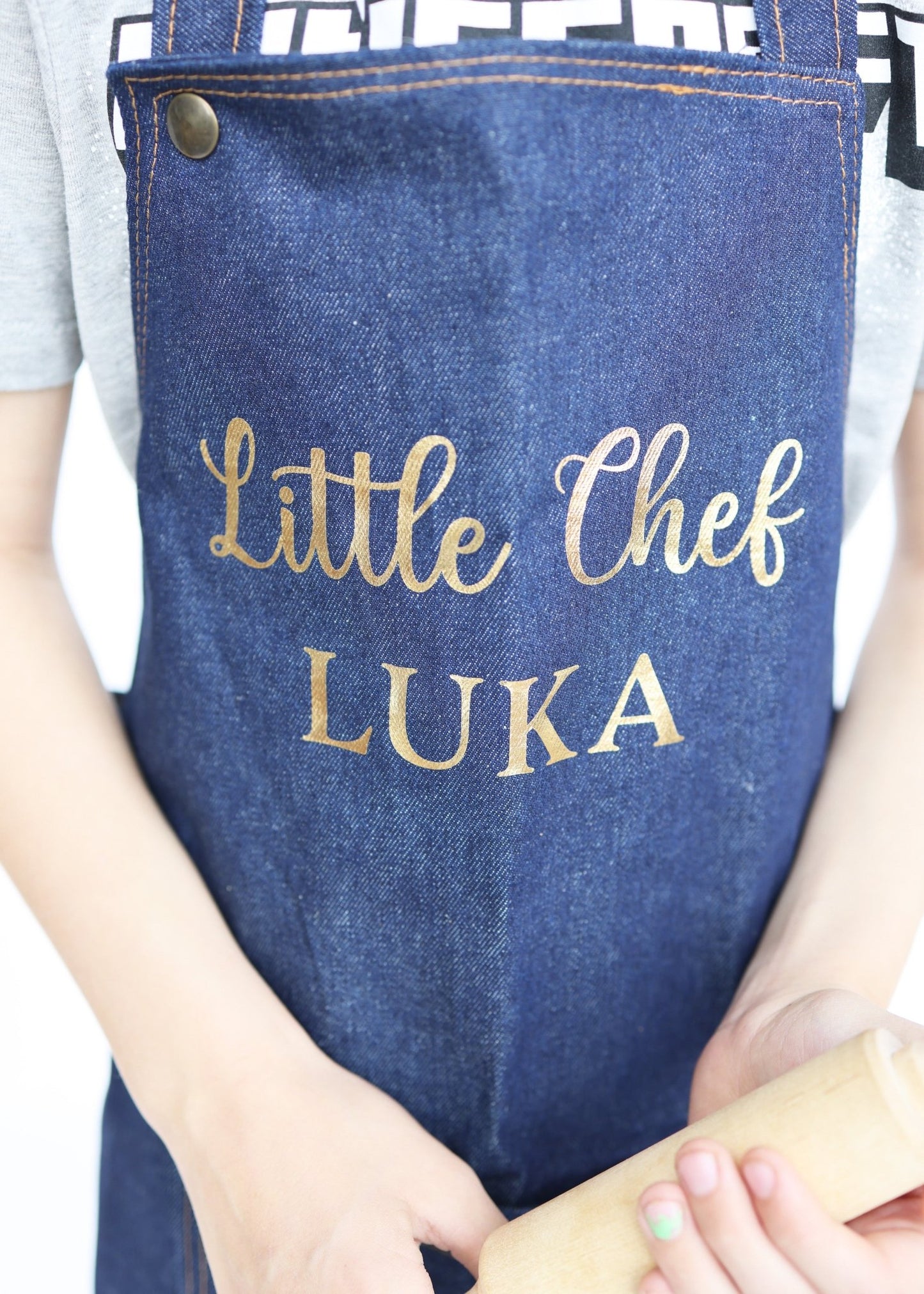 Denim forklæde Barn med valgfri tekst - MoodTiles