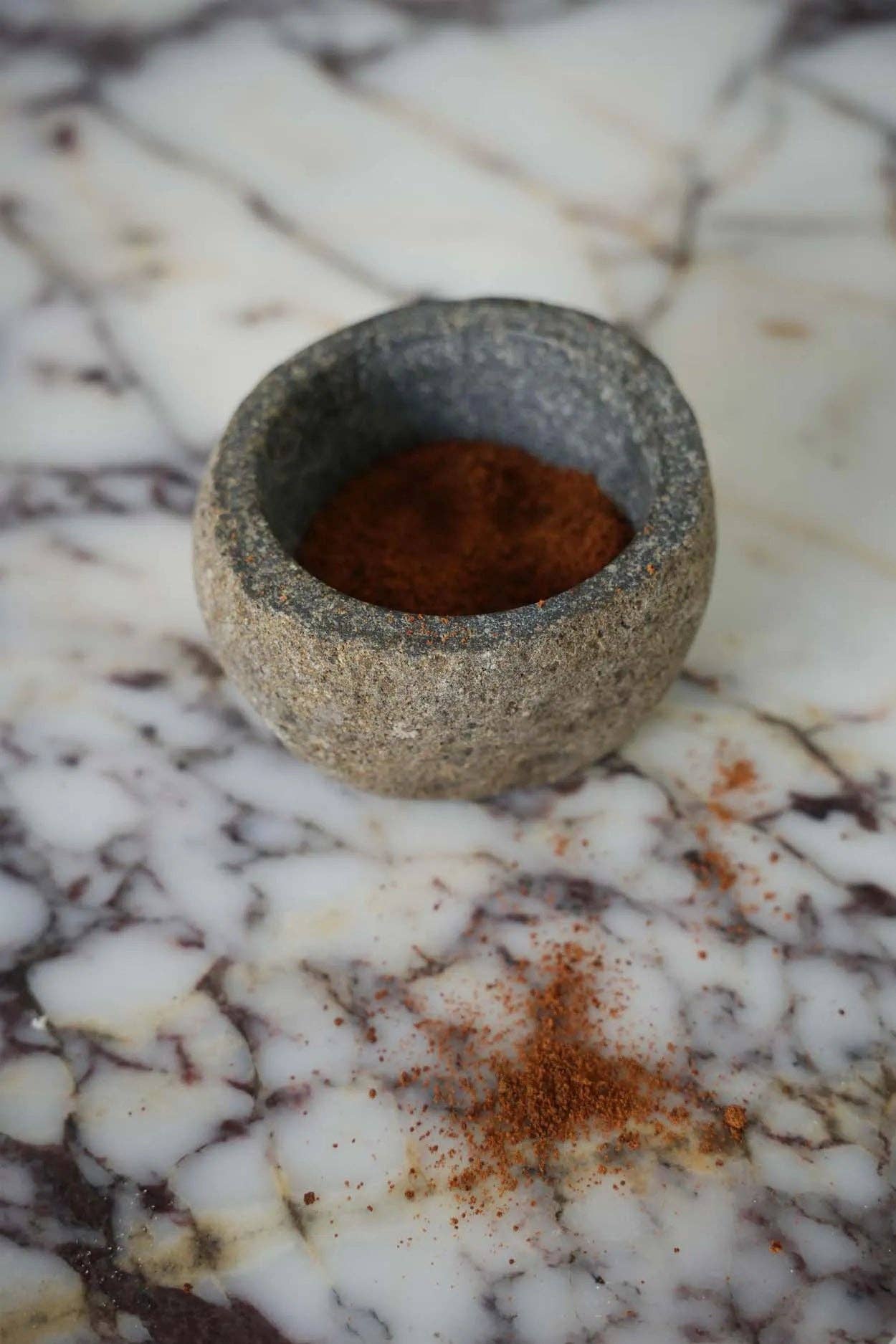 Flodsten Skål - Sort - S - MoodTiles