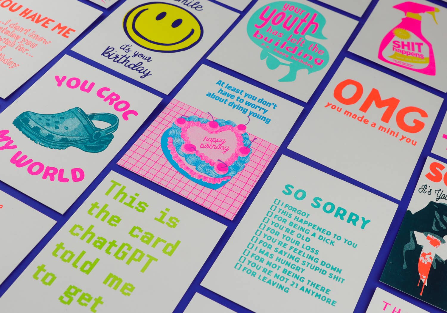 Retro sjov kirsebær hjerteformet kage Tillykke med fødselsdagen - MoodTiles