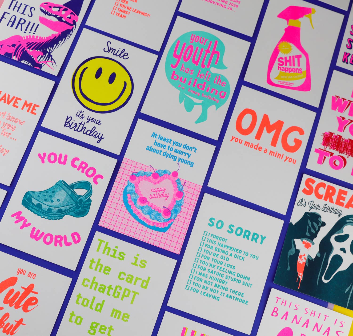 Retro sjov kirsebær hjerteformet kage Tillykke med fødselsdagen - MoodTiles