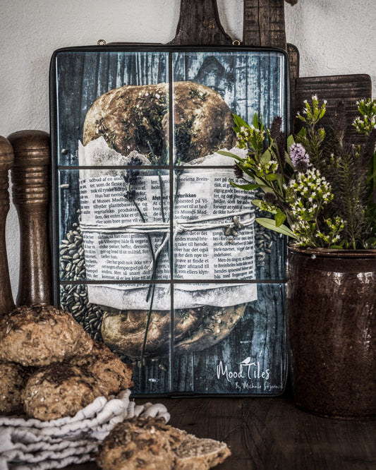 Meget smukt flisebillede fra MoodTiles som forestiller lækkert bagværk. Til dig som elsker mad og som gerne vil give dit køkken sjæl og en unik følelse. Perfekt i det franske landstils køkken