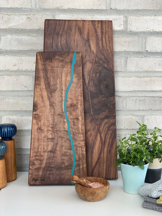 Skærebræt med epoxy petrol vein